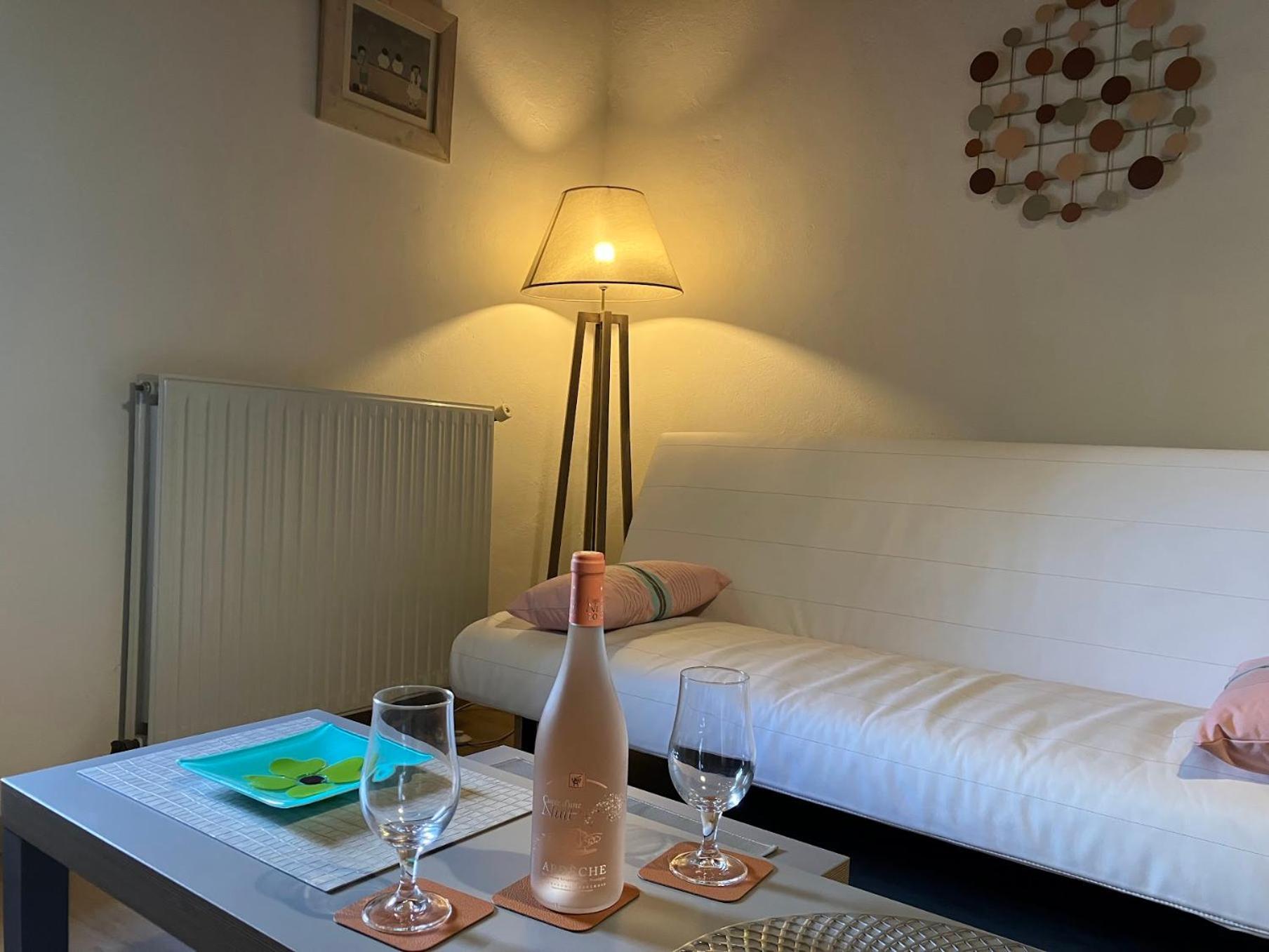 Gite La Serre - Maison De Village Au Calme Et Au Coeur Des Plus Beaux Sites Ardechois Grospierres Kültér fotó